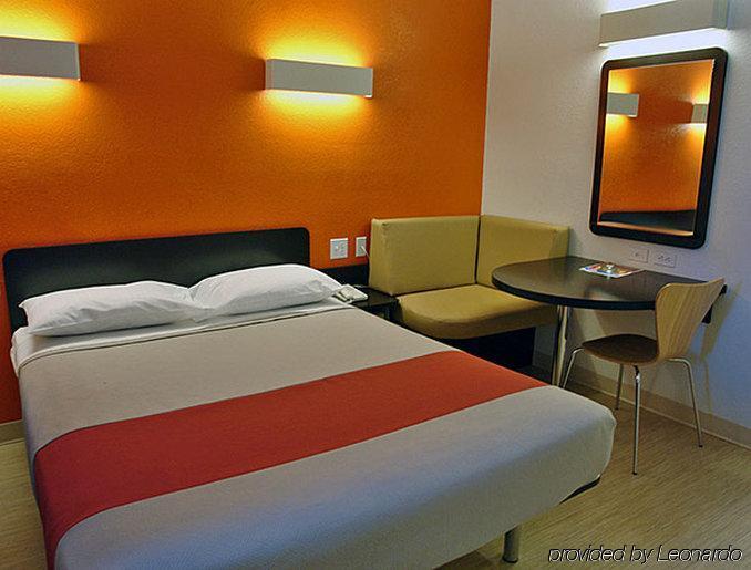 6-pleasanton, Ca 3*